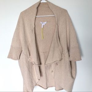 BCBG GENERATION tan slouch sweater
